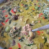 ข้าวแกงโพธิ์ทอง