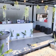 หน้าร้าน ชบา ชานมไข่มุก สันปูเลย