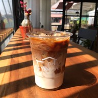 เมนูของร้าน The Walkers Cafe and Space