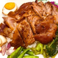 เฟมัส บิสโทร รัชดา