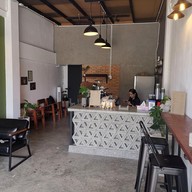 หน้าร้าน DUCK Coffee