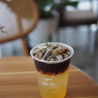 เมนูของร้าน The Walkers Cafe and Space