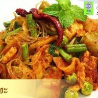 เจ๊เล็กหมูปิ้ง30ปี ซอยไสวสุวรรณ