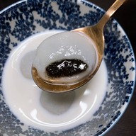 เมนูของร้าน ซาลาเปาเจ๊บ้วง by @LIUJIACHA