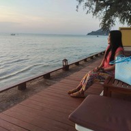 บ้านทะเลดาว