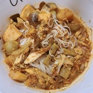 ร้านขนมจีนน้ำยาพริกแกงใต้ สุขุมวิท-คลองเตย