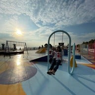 Pea The Power Playground