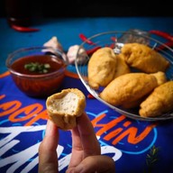 มารวยกล้วยทอด สาขา1