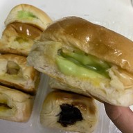 ปังปุริเย่ Bakery & Snackbox ซีคอนบางแค