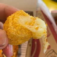 เมนูของร้าน Pizza Hut แหลมฉบังสหพัฒน์