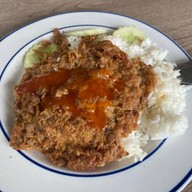 แดงทะเลปั่น