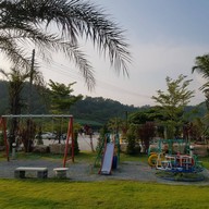 Lake View Resort เขาเขียว