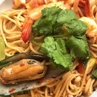 ร้านตัวดำ เชฟทรงโจร รัตนาธิเบศร์