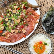 UmiDon-ข้าวหน้าทะเลดอง