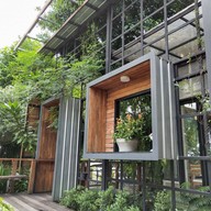 บรรยากาศ Simple Bistro And Serve