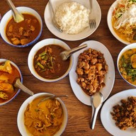 ข้าวแกงบ้านเมษา