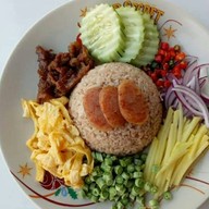 สลัดไฮโซ