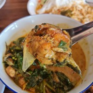 ข้าวแกงบ้านเมษา