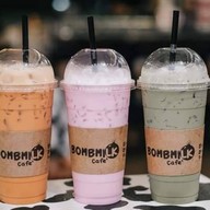 BOMBMILK CAFE บ้านบัวทอง