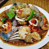 ร้านลาบติดแอร์