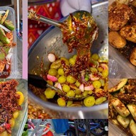 หรอยนิผลไม้คลุก น้ำปลาหวานรสแซ่บ .