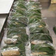 เมนูของร้าน ข้าวเหนียวมูน ขนมไทย แม่วัฒนา