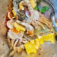 ยำมะหมิว ยำมะม่วงรสเด็ด สาขาปากเกร็ด