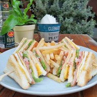 โบราณสถาน