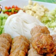 วีที แหนมเนือง ดิลิเวอรี่ หทัยราษฎร์