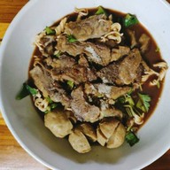 ปลายยำเตี๋ยว