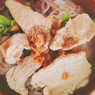 ปลายยำเตี๋ยว