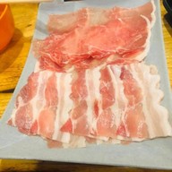 ธนิกา ก๋วยเตี๋ยวรสเด็ด