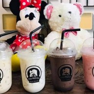 นมหมีปั่น นมหมีปั่น ซอยโอ่ง