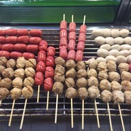 สนั่นลูกชิ้นปิ้ง อำแดงพัน เตี๋ยวติดลิ้น