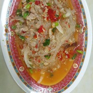 เมนูของร้าน ยำป้าตุ๋ย ข้าวขาหมูวงเวียนน้ำพุ