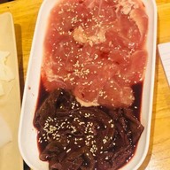 ธนิกา ก๋วยเตี๋ยวรสเด็ด