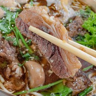ก๋วยเตี๋ยวบ้านสวนรสเด็ด