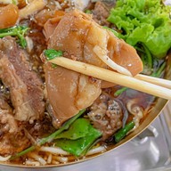 ก๋วยเตี๋ยวบ้านสวนรสเด็ด