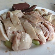 เมนูของร้าน หลักเมือง ข้าวมันไก่ ปราจีน