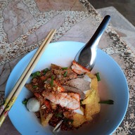 เมนูของร้าน ก๋วยเตี๋ยวหมูเจ๊จิ๋ม
