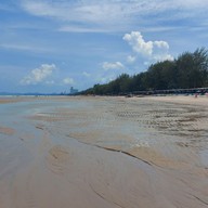 บรรยากาศ ริมชายหาดชะอำ
