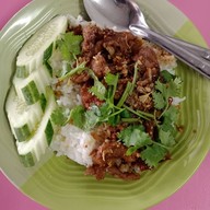 นายแว่น อาหารตามสั่ง
