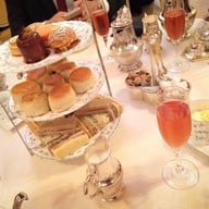 เมนูของร้าน The Palm Court Ritz-Carlton Hotel