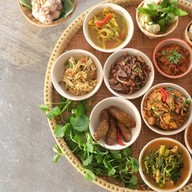 คำปันเกยอาหารเหนือ ฮาบิเทีย ออร์บิต ,หทัยราษฎร์