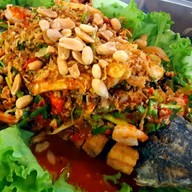 กินอิ่ม ตลาดต้นตาล