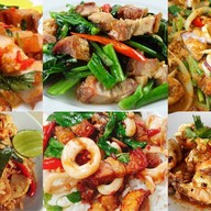 ข้าวกล่อง40บาท เต็นชมพู