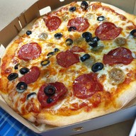 เมนูของร้าน Royal Pizza Nawamin
