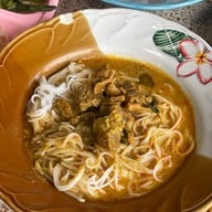 ขนมจีนพี่ป้อม ถนนวิชิตสงคราม