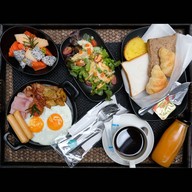 เมนูของร้าน 4K Café by X2 Vibe Chiangmai Decem Hotel