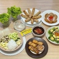แหนมเนืองนายช่าง Delivery Bangkok
